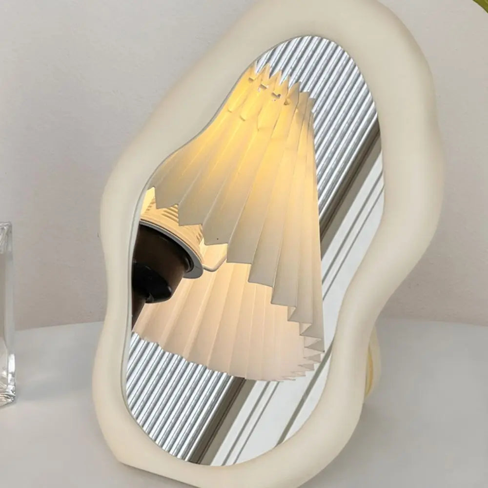 Cloud-Shaped Standing Makeup Mirror